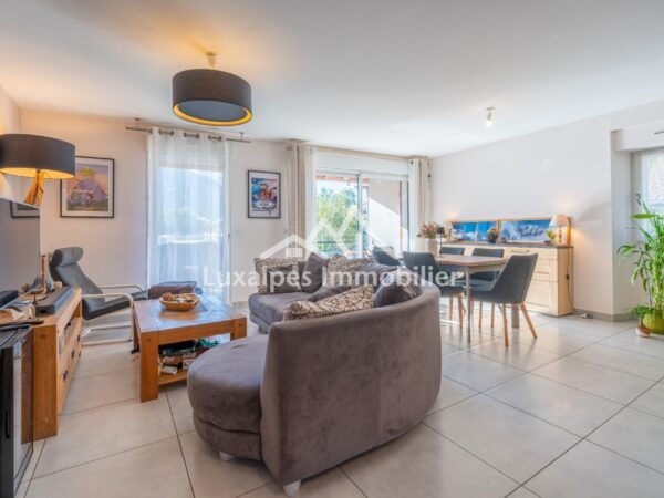 Superbe T4 avec garage, au calme et proche du centre de Thônes